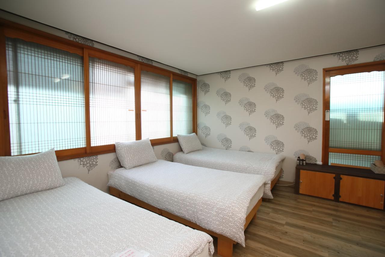 Jeju Airport Mira Guesthouse Экстерьер фото